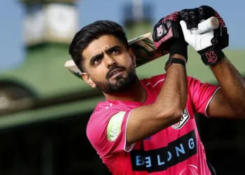 Babar Azam stumped in Big Bash League qualifier against Perth Scorchers