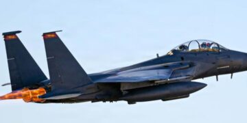 US and Iran Race to Find Crew Member of Downed Fighter Jet Amid War